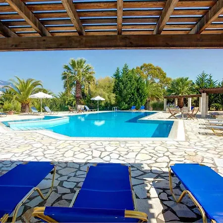 Апартаменты Liakas Village *