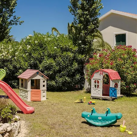 Апартаменты Liakas Village Спартия