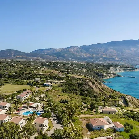 Liakas Village Апартаменты